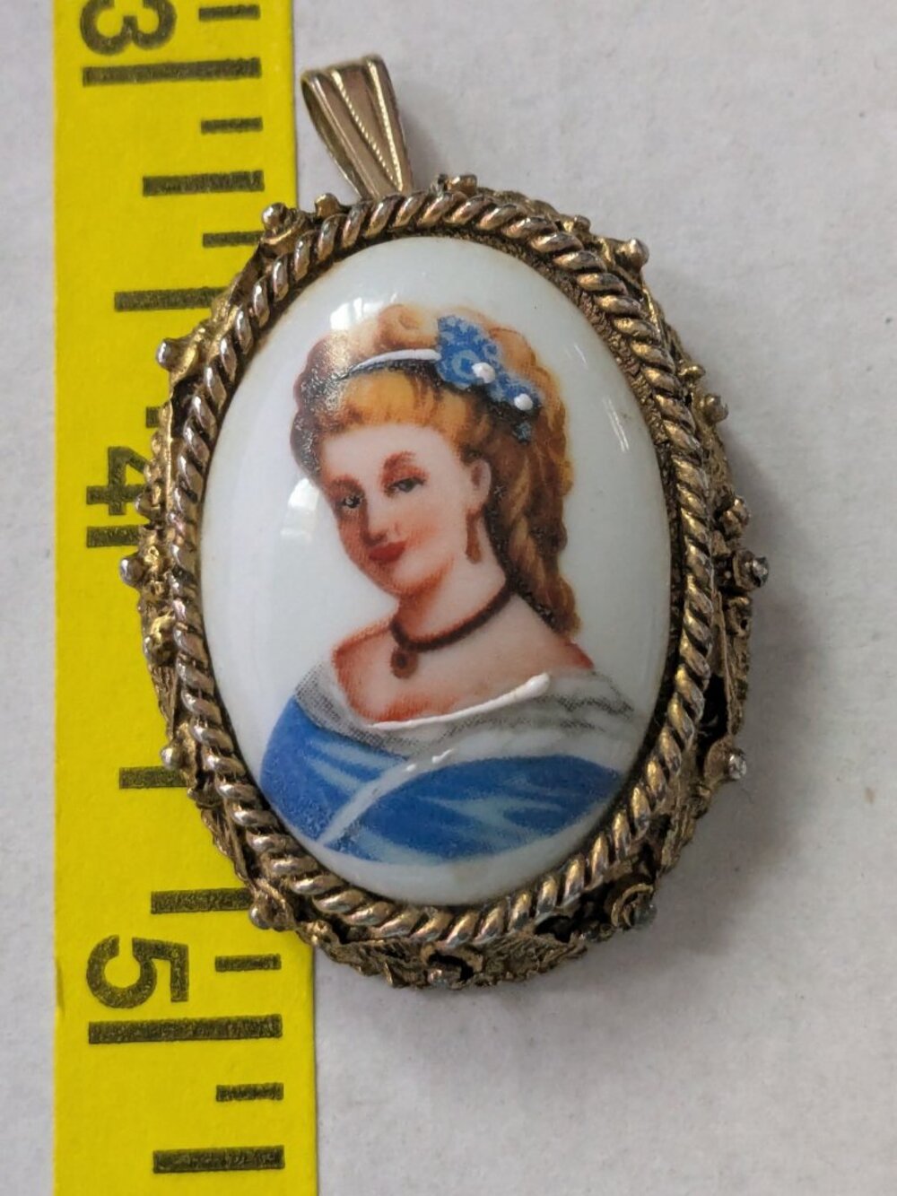 Vintage LIMOGES France Gold Tone Cameo Signed Oval Porcelain Pendant - Picture 2 of 5